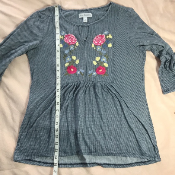 Kim Rogers Embroidered Top - Picture 13 of 13